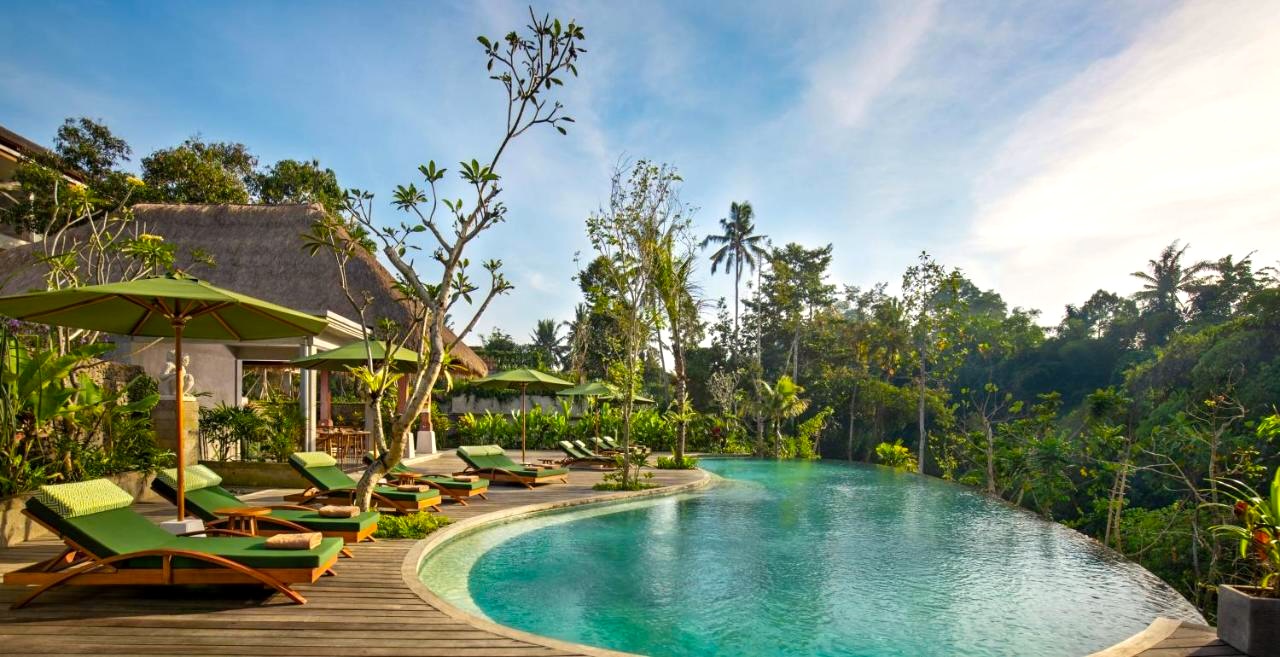 5-Star Tropical Resort