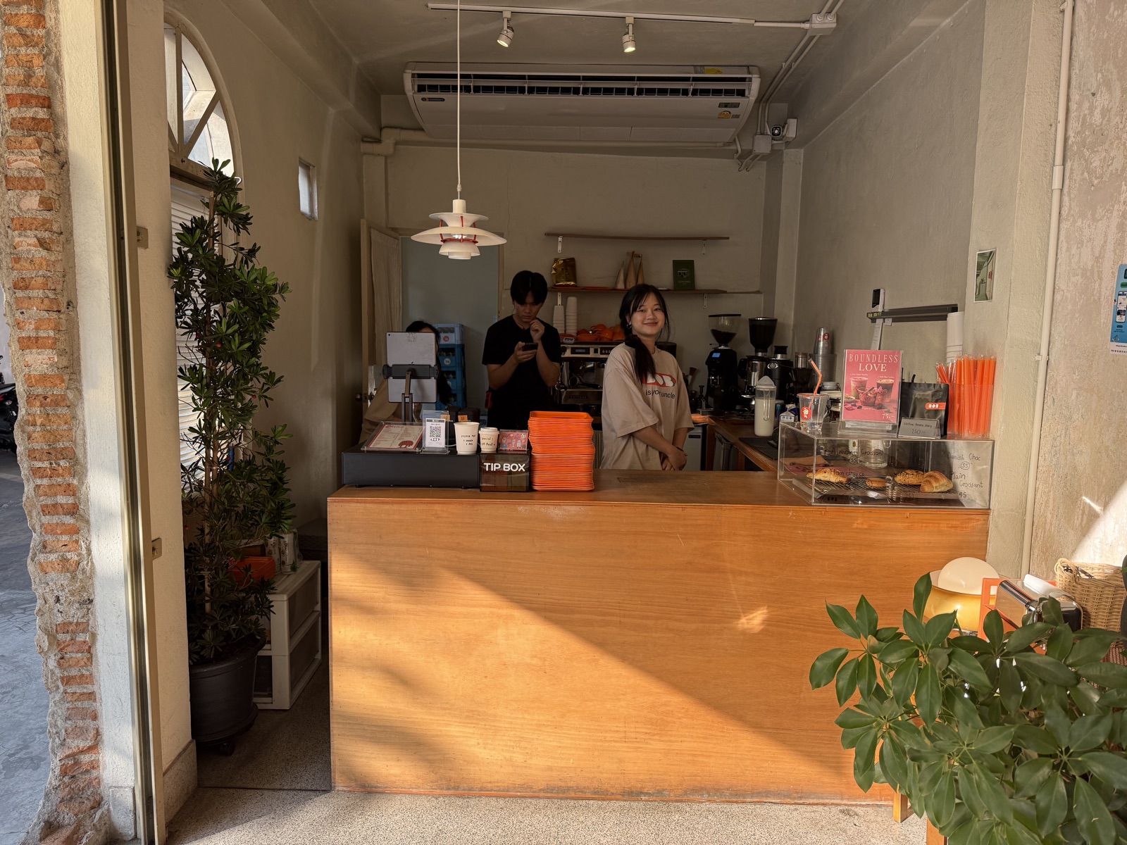 Front bar