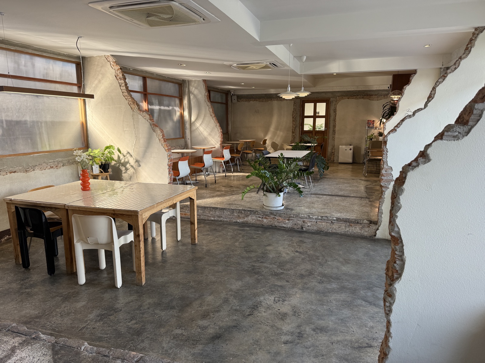 Internal view of the AC room