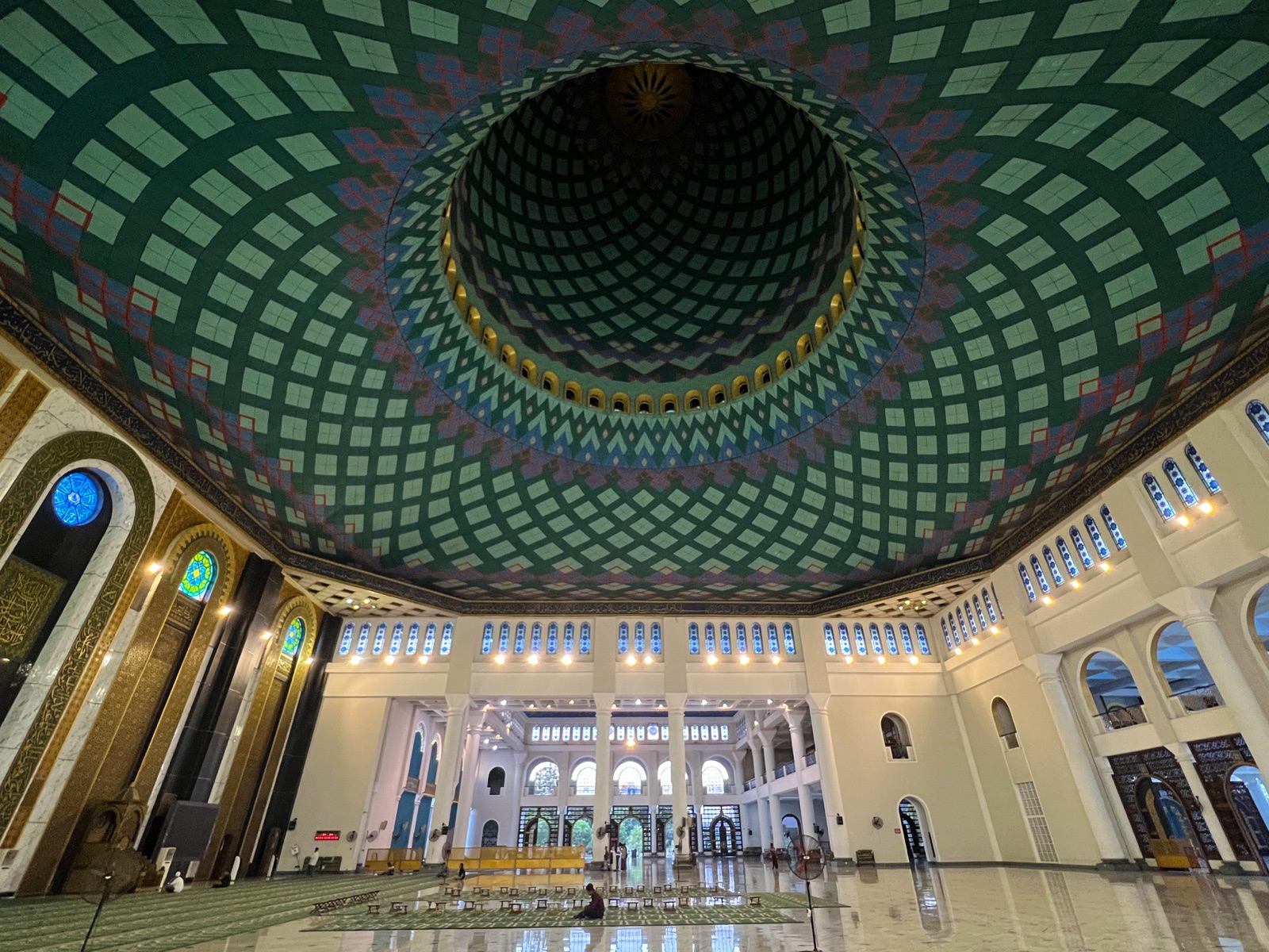 Al-Akbar National Mosque, Surabaya