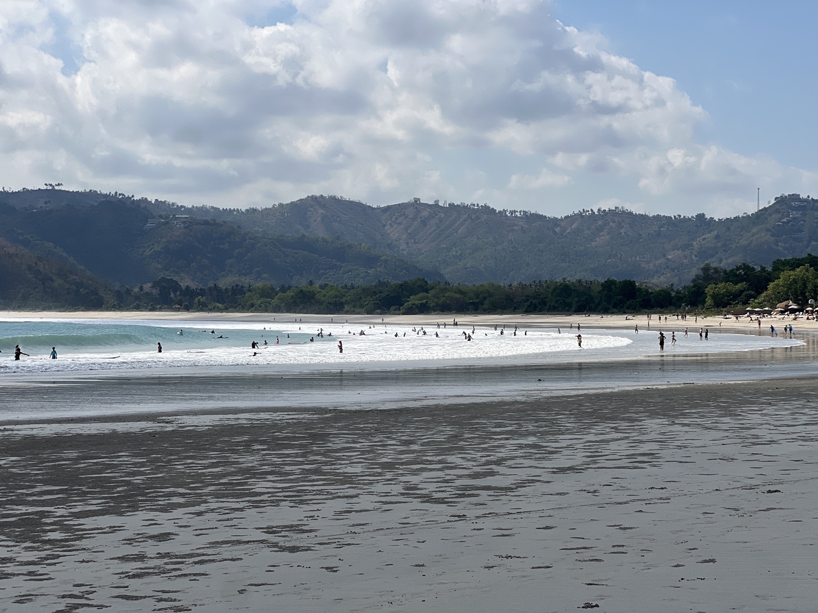 Pantai Selong Belanak