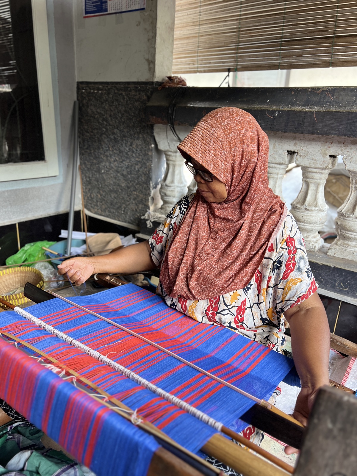 Pringgasela weaving village