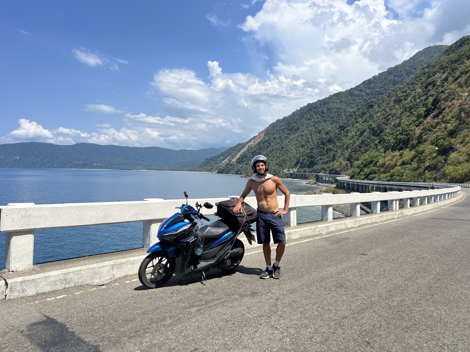 On the road, Luzon Loop
