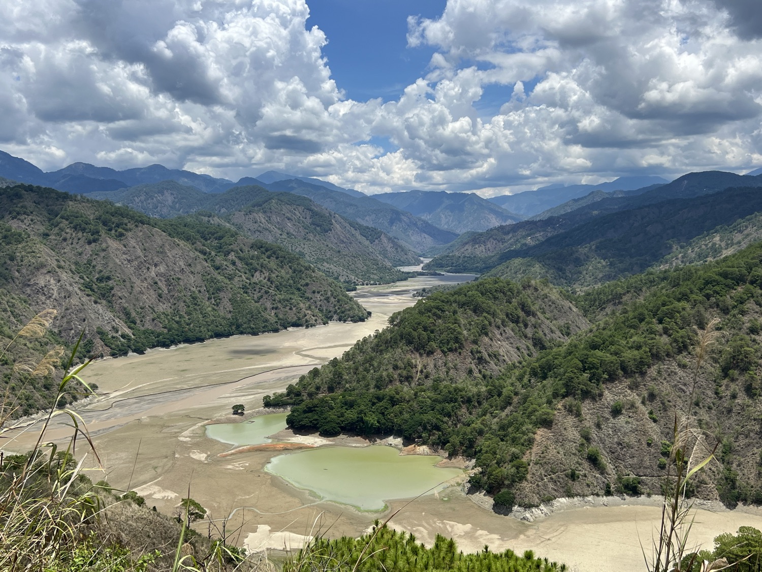 Road into Baguio, Benguet Province