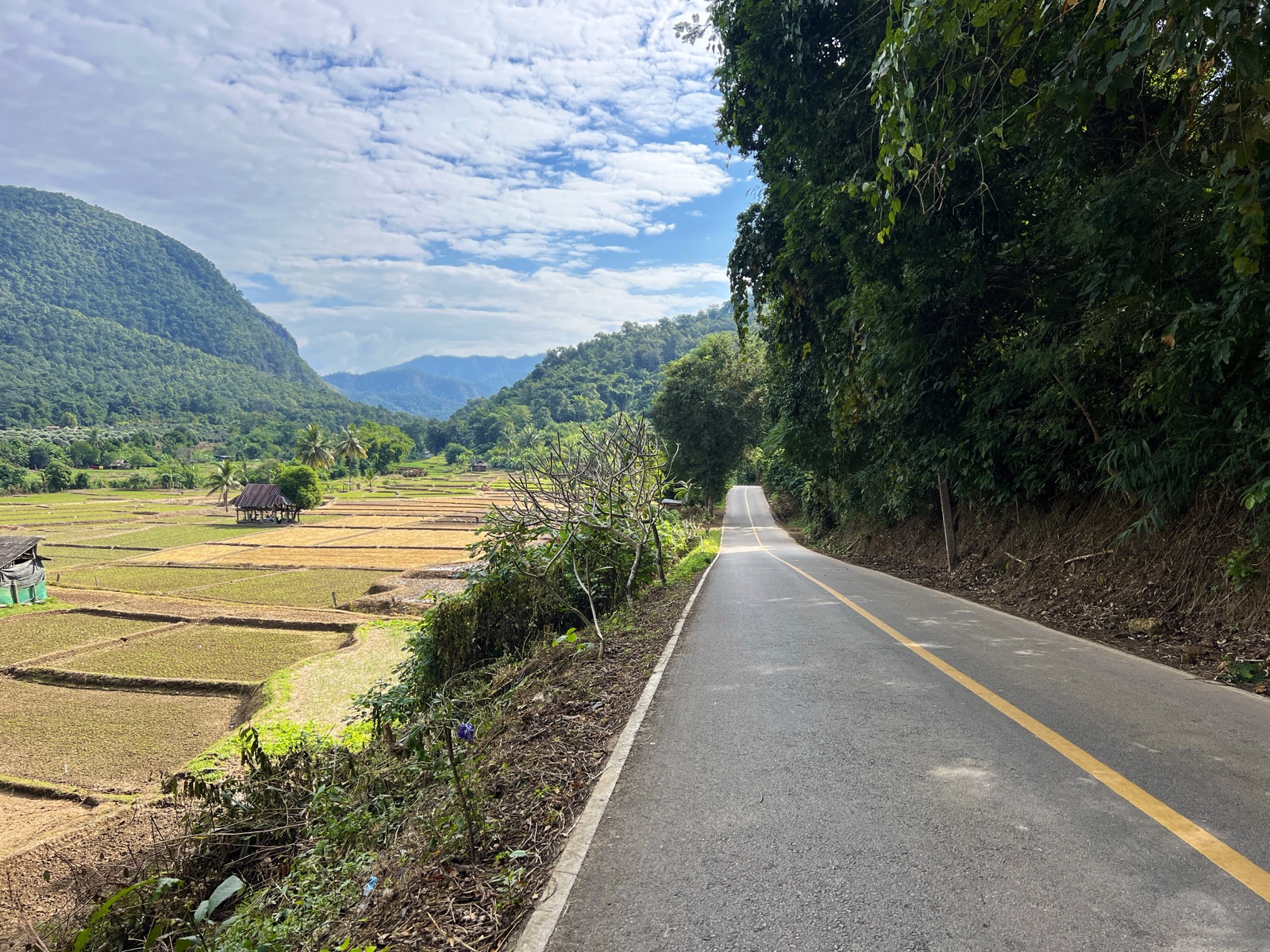 On the way to Pai