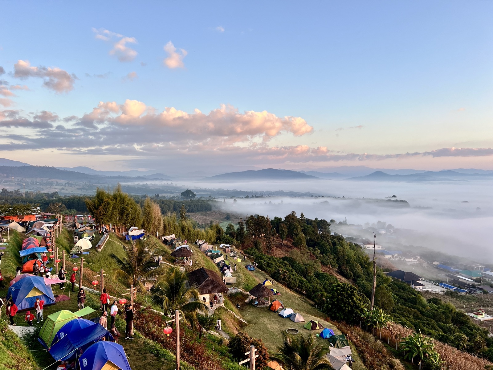 Sunrise at Yun Lai Viewpoint, Pai