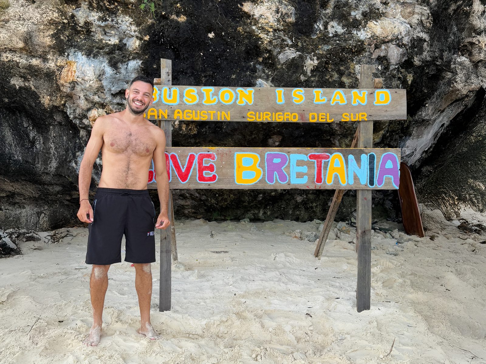 Island-Hopping near Britania