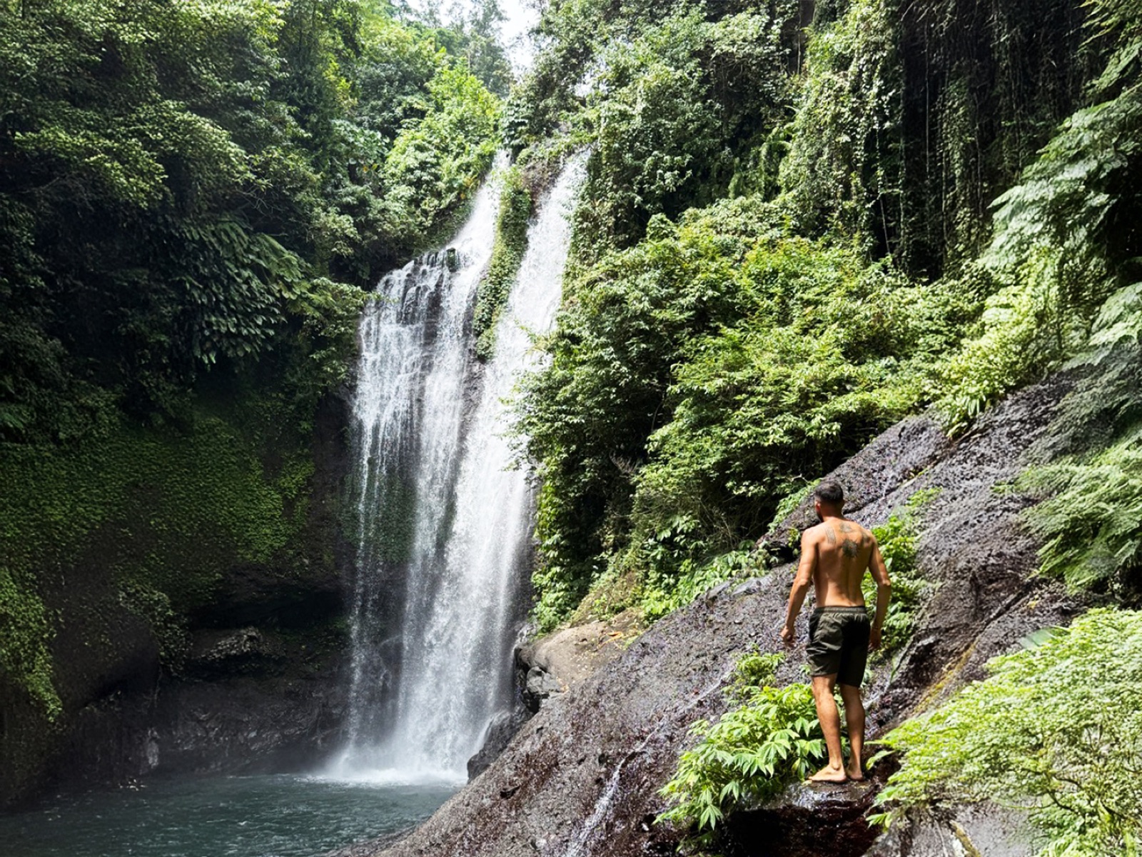Aling-Aling Waterfall